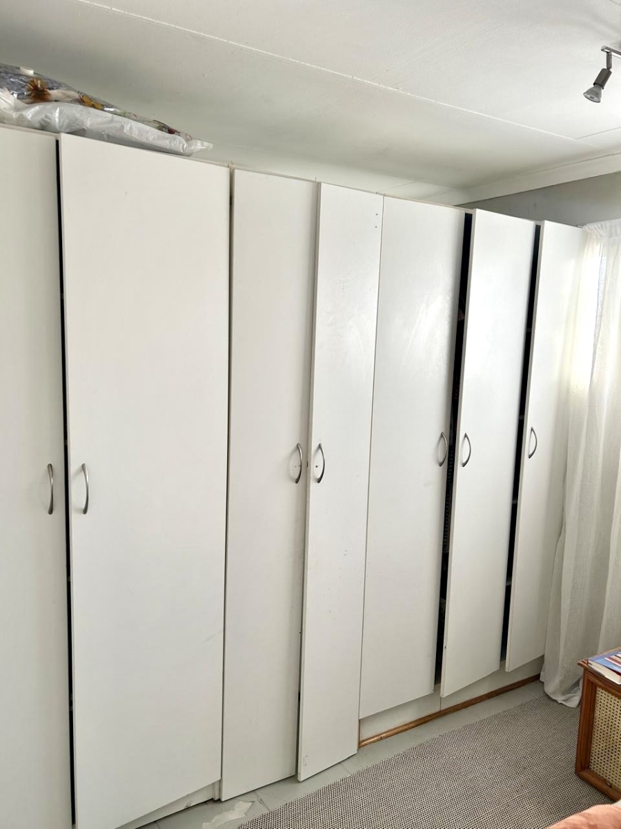 To Let Commercial Property for Rent in Vredenhof Sh Free State
